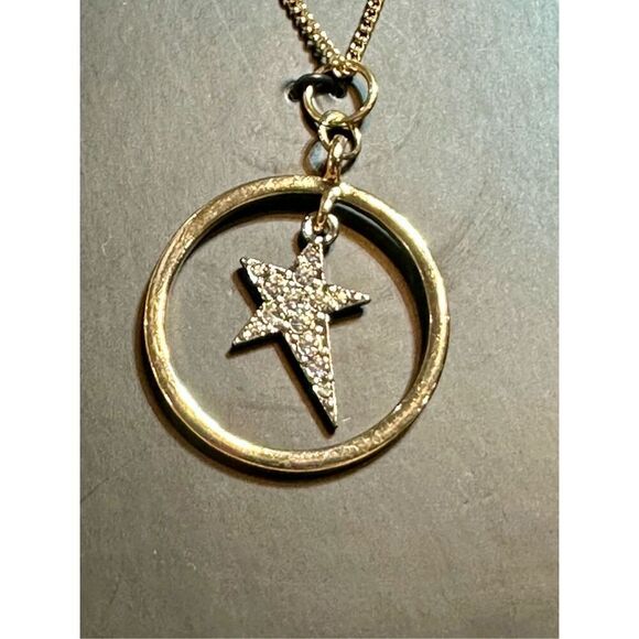 Steve Madden NWT jewelry gift boxed set necklace and charms - Picture 3 of 7